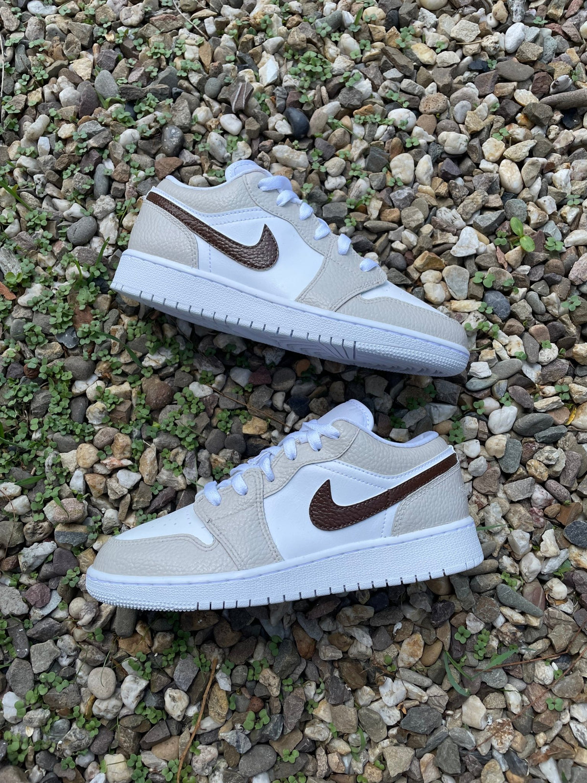 Custom NIke AJ1 Low Sneaker - Cappu - julescustomizedkicks