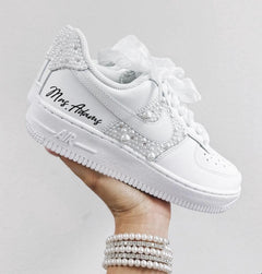 Custom Nike Air Force 1 Wedding Edition 3.0 – handgefertigte Brautschuhe mit Perlen Deutschland
