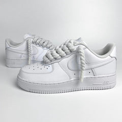 Custom Nike Air Force 1 mit weißen Rope Laces – handgefertigt in Deutschland
