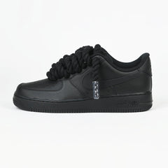 Custom Nike Air Force 1 mit schwarzen Rope Laces – handgefertigt in Goch Deutschland